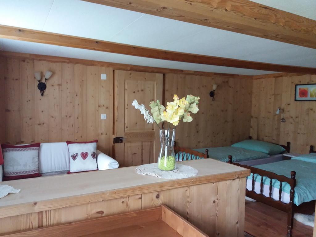 Hotel Du Chamois L'Etivaz Εξωτερικό φωτογραφία